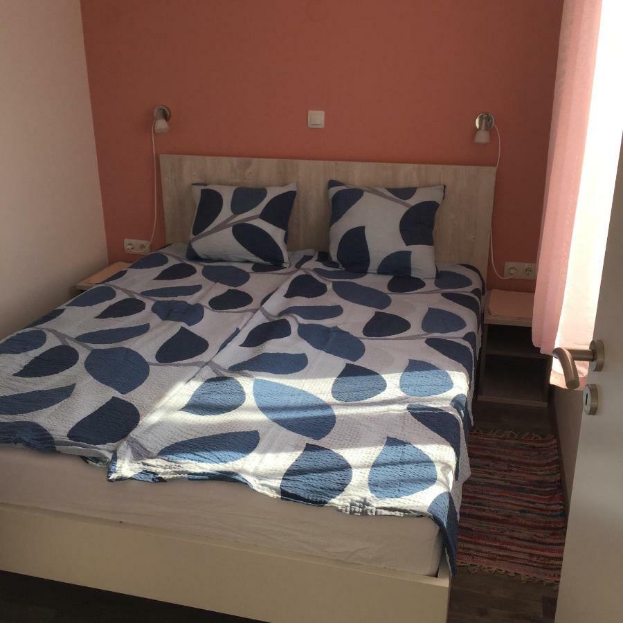 Apartmani Verica Karlobag Exterior photo
